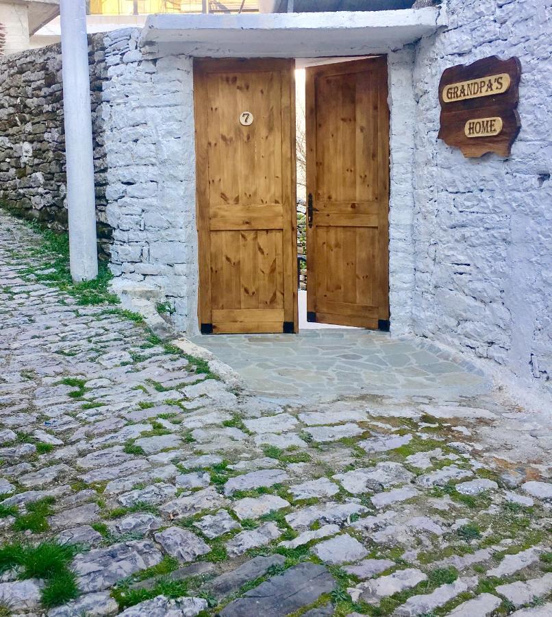Grandpa'S Home Gjirokastra Kültér fotó